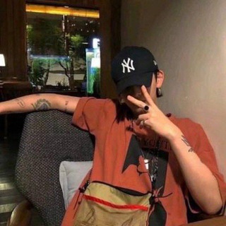 直男偷拍偷摸迷奸群